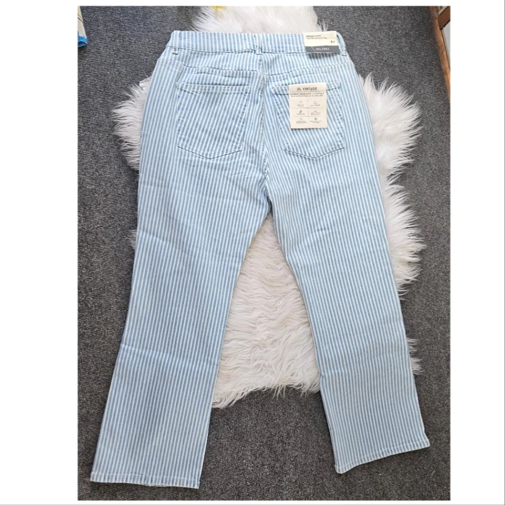 NWT DL1961 'Bridget' Striped Boot High Rise Cropped Jean, Instasculpt Size 32